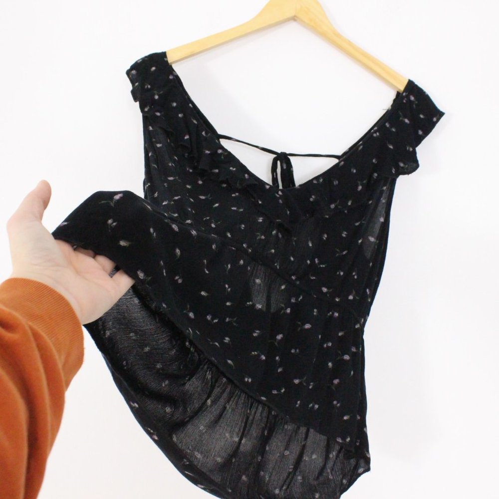 *American Eagle Outfitters V Neck Ruffle Black Tank - Picture 3 of 5